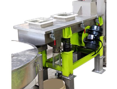 Vibrating screen machine